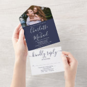 Invitation Tout En Un Élégant Marine Blue Script Monogramme Mariage phot (Déchirure)