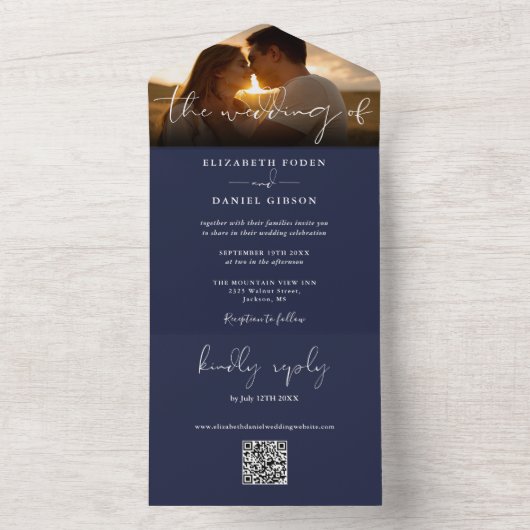 Invitation Tout En Un Elégant Marine moderne bleu QR Code Mariage Photo (À l'intérieur)