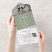 Invitation Tout En Un Élégant Sage Green Monogramme QR Code Mariage phot (Déchirure)