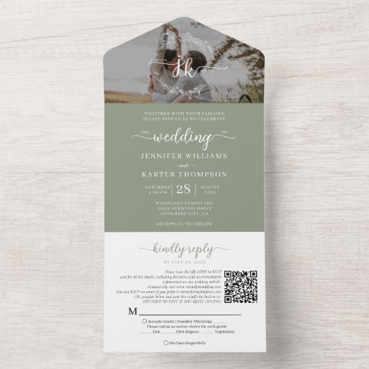 Invitation Tout En Un Élégant Sage Green Monogramme QR Code Mariage phot (À l'intérieur)