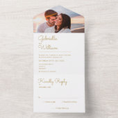 Invitation Tout En Un Élégant Script chic or Monogramme Mariage photo (À l'intérieur)