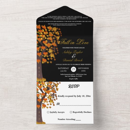 Invitation Tout En Un Élégante chute en amour Arbre sculpté Mariage noir (À l'intérieur)
