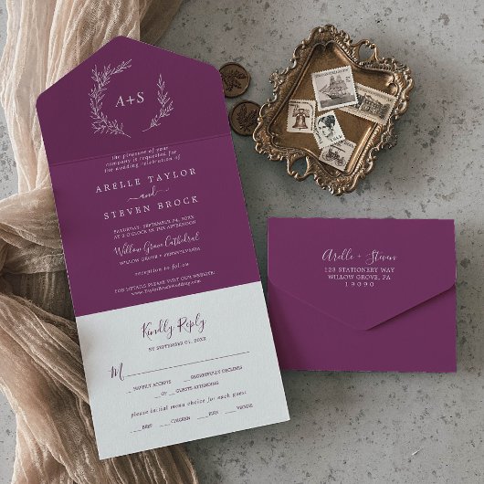 Invitation Tout En Un Feuille minimale | Berry Purple Mariage