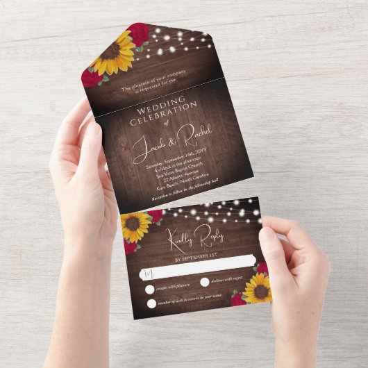 Invitation Tout En Un Fleurs de soleil rustiques Roses rouges Lumières d (Déchirure)