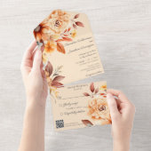 Invitation Tout En Un Floral d'automne sur Tan avec code QR (Déchirure)