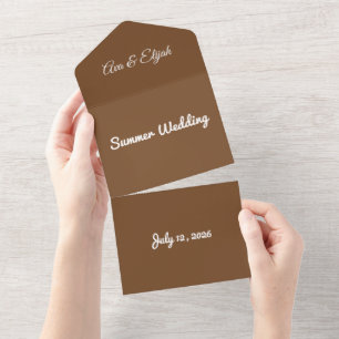 Invitation Tout En Un Fond Brun Terreux – Couleur Uni Minimaliste