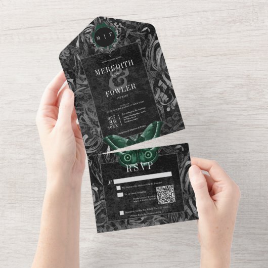 Invitation Tout En Un Gothique noir vert fibre Moth QR Code Mariage (Déchirure)