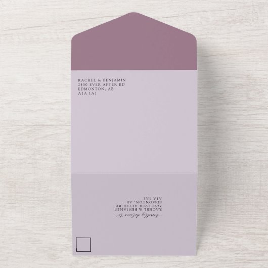 Invitation Tout En Un Joyeux Jour après un Mariage violet élégant (Dehors)