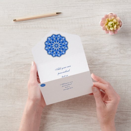 Invitation Tout En Un Mandala en bleu (Vidéo)