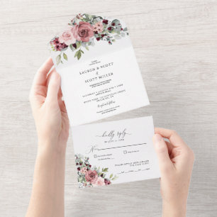 Invitation tout en un mariage avec des fleurs rose