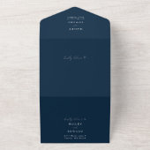Invitation Tout En Un Mariage bleu marine minimal Élégant Script (Dehors)