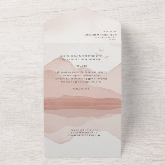 Invitation Tout En Un Mariage Blush Mountain Range tout en une invitatio (Dehors)