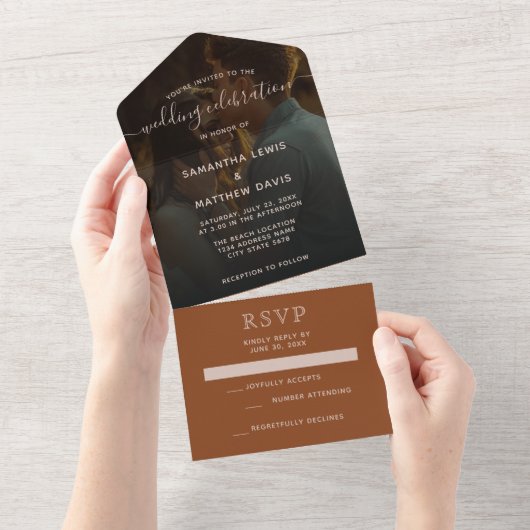 Invitation Tout En Un Mariage bohème simple et élégant en terre cuite (Déchirure)
