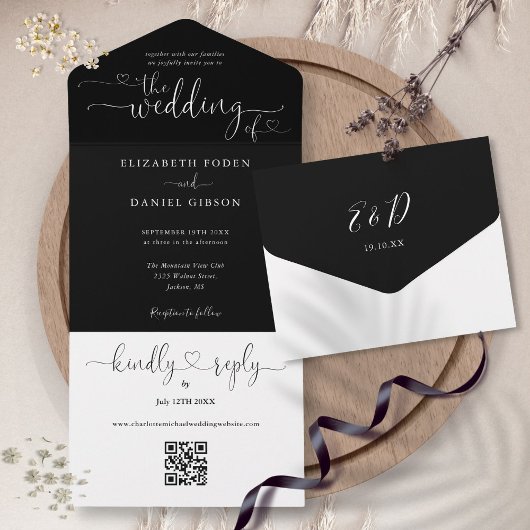 Invitation Tout En Un Mariage Code QR Noir et Blanc Script Hearts