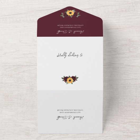 Invitation Tout En Un Mariage de automne de tournesol rustique avec RSVP (Dehors)