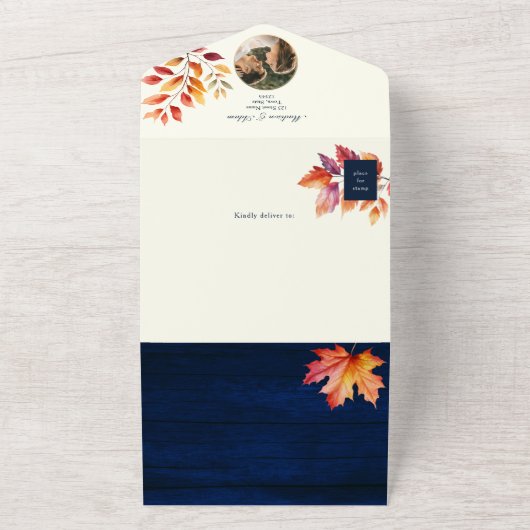 Invitation Tout En Un Mariage de automne Rustique bleu marine (Dehors)