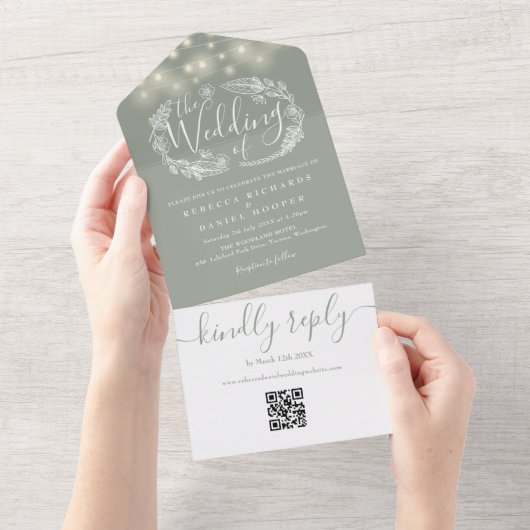 Invitation Tout En Un Mariage de code QR Sage Green (Déchirure)