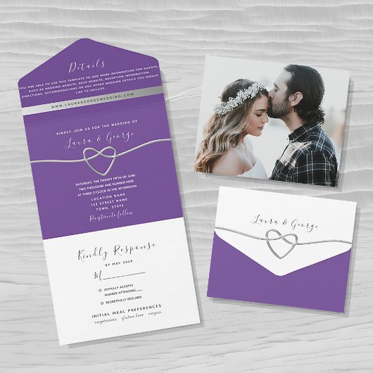 Invitation Tout En Un Mariage de coeur d'argent violet