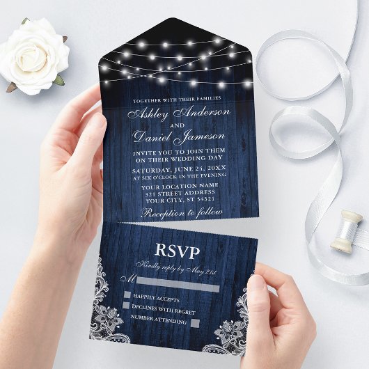 Invitation Tout En Un Mariage de dentelle rustique en bois bleu