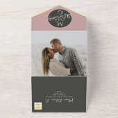 Invitation Tout En Un Mariage de monogramme moderne noir blanc (Dehors)