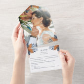 Invitation Tout En Un Mariage de Monstera Bleu Rustique de minuit (Déchirure)