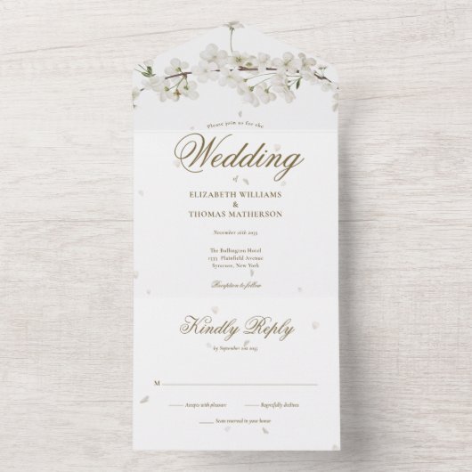 Invitation Tout En Un Mariage de script de monogramme de fleurs blanches (À l'intérieur)