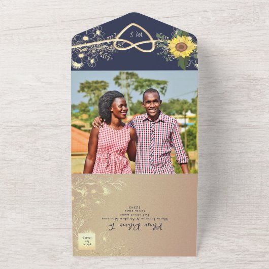 Invitation Tout En Un Mariage de tournesol rustique de la Marine (Dehors)