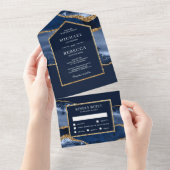 Invitation Tout En Un Mariage en marbre bleu marine et en marbre doré (Déchirure)