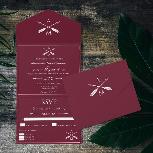 Invitation Tout En Un Mariage Flèches et monogrammes | Rouge à vin