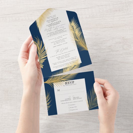 Invitation Tout En Un Mariage moderne Chic Tropical Gold Palm Marine (Déchirure)