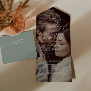 Invitation Tout En Un Mariage moderne Sage vert avec code QR photo RSVP