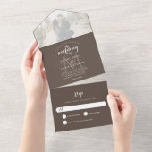 Invitation Tout En Un Mariage photo Brown Monogramme simple (Déchirure)