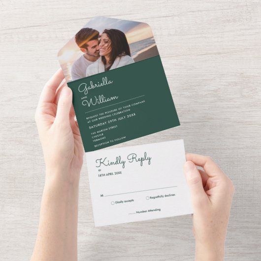 Invitation Tout En Un Mariage photo Emerald Green Script chic (Déchirure)