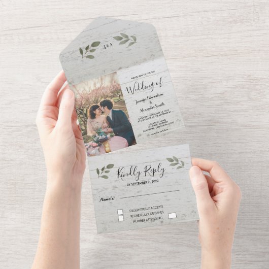 Invitation Tout En Un Mariage photo en bois rustique botanique (Déchirure)