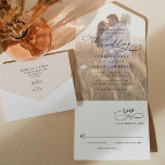 Invitation Tout En Un Mariage photo moderne Neutral Boho<br><div class="desc">Cette élégante Faire-part de mariage All-In-One est dotée d'un texte de calligraphie de script de balayage associé à un serif élégant et à une police sans caractère moderne en noir,  avec une superposition photo à l'avant et un monogramme personnalisable à l'arrière. Éléments correspondants disponibles.</div>