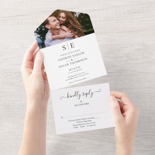 Invitation Tout En Un Mariage photo Monogram Gold Et Black (Déchirure)