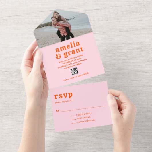 Invitation Tout En Un Mariage photo Retro Font orange et rose QR Code (Déchirure)