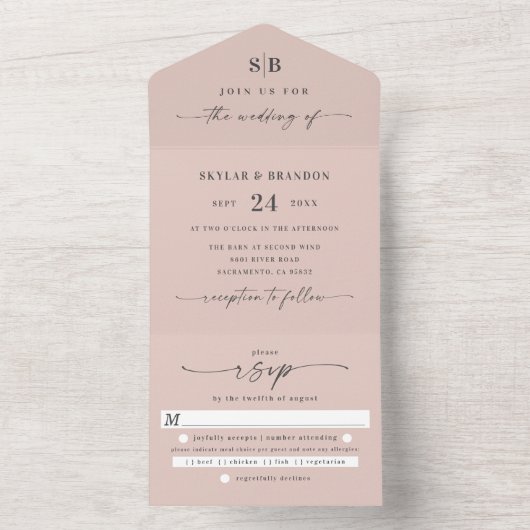 Invitation Tout En Un Mariage rose clair monogramme simple (À l'intérieur)