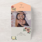 Invitation Tout En Un Mariage Rustique Floral Peach Fuzz (Dehors)