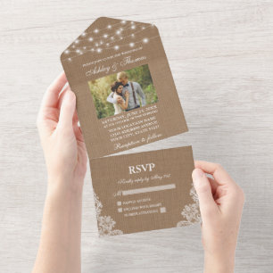 Invitation Tout En Un Mariage rustique Lumières Dentelle Burlap Photo