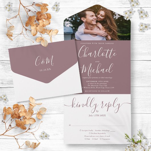 Invitation Tout En Un Moderne Elegant Mauve Script Mariage photo Tous