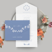 Invitation Tout En Un Monogramme floral bleu et blanc