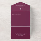 Invitation Tout En Un Monogramme moderne Bourgogne Vin QR Code (Dehors)