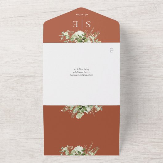 Invitation Tout En Un Monogramme QR Code Vert Mariage en terre cuite (Dehors)