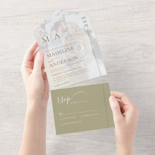 Invitation Tout En Un Monogramme Sage Green avec Mariage photo superposé