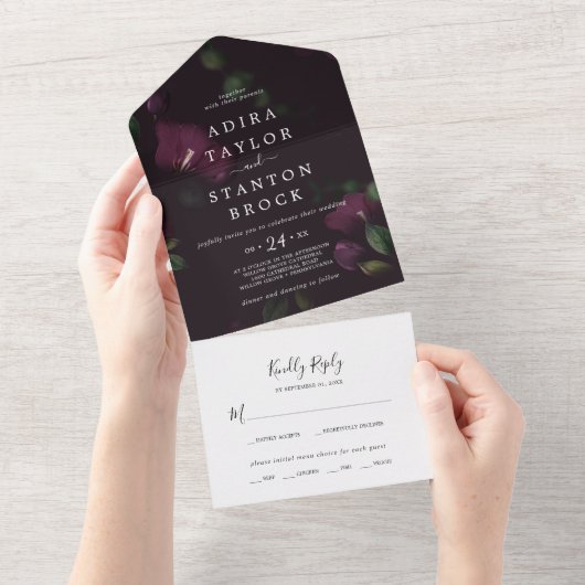 Invitation Tout En Un Moody Purple Blooms | Mariage Motif noir (Déchirure)