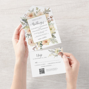 Invitation Tout En Un Noël Floral QR RSVP Gold Foil Mariage d'hiver