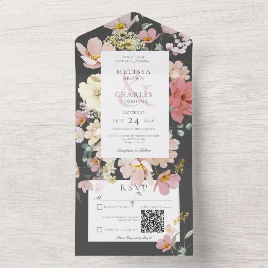 Invitation Tout En Un Noir et rose Fleurs Boho Blush Code QR (À l'intérieur)