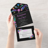 Invitation Tout En Un Peacock Feathers & Fleurs Quinceañera Noir (Déchirure)