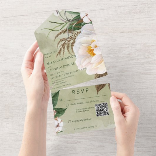 Invitation Tout En Un Peonies blanches modernes sur Sage Green QR Code (Déchirure)